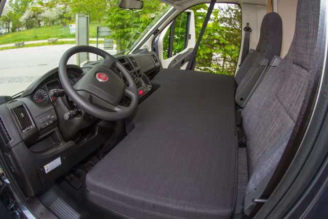 Klappbett Frontside für Wohnmobile