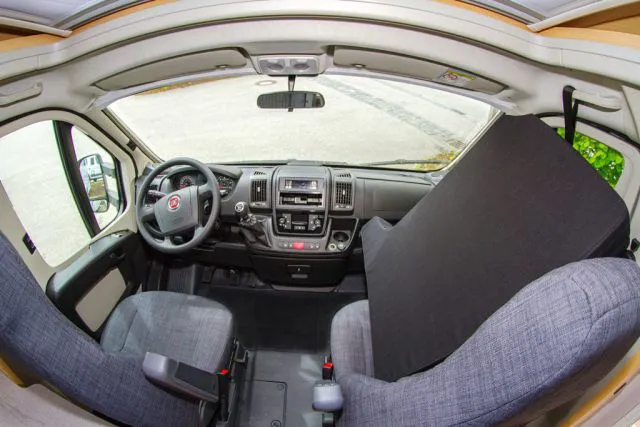 Klappbett Frontside für Wohnmobile