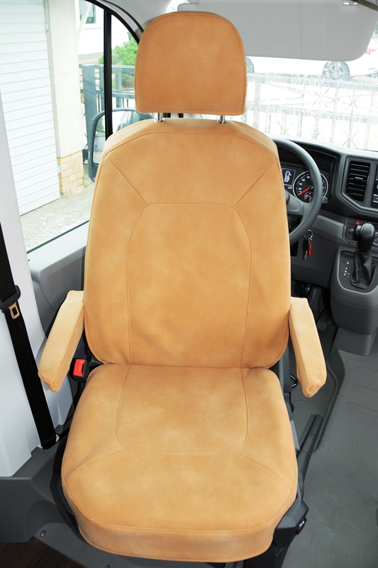 Neues Design für Fahrer-und Beifahrersitz